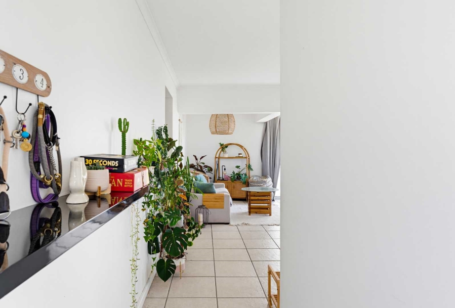 2 Bedroom Property for Sale in Bantry Bay Western Cape